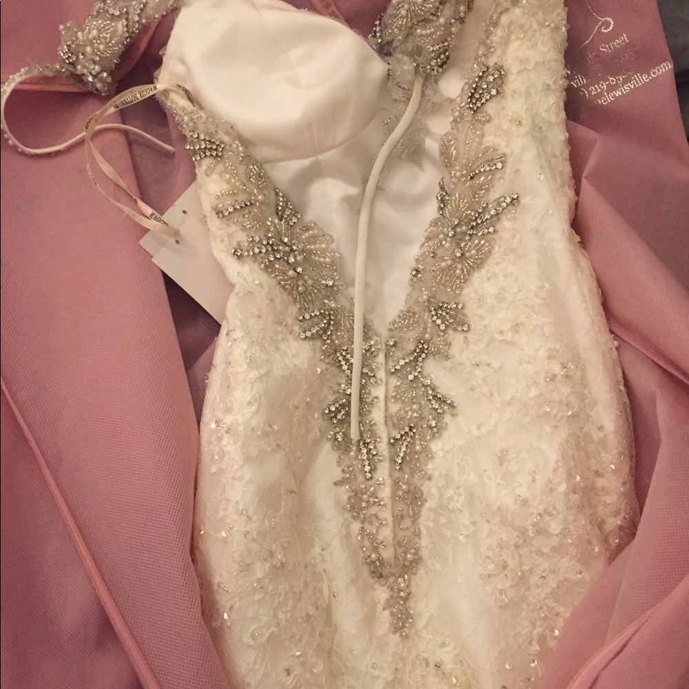 Never worn Maggie Sottero “Brandy” wedding gown! - Picture 6 of 10